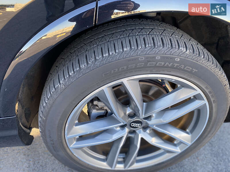 Позашляховик / Кросовер Audi Q7 2017 в Львові