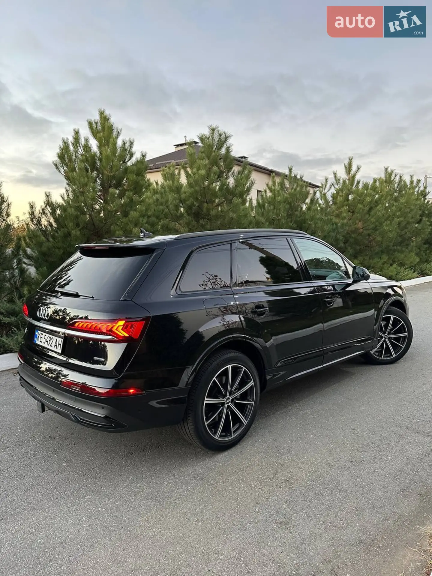 2020 Audi Q7 - мініатюра 8