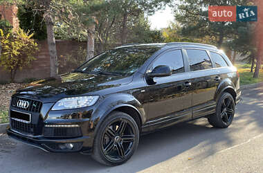 Позашляховик / Кросовер Audi Q7 2014 в Рівному