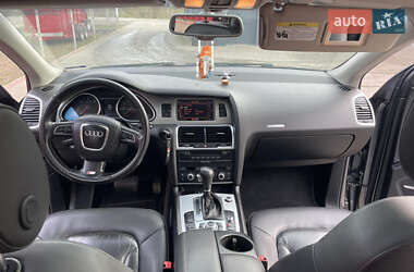 Позашляховик / Кросовер Audi Q7 2009 в 