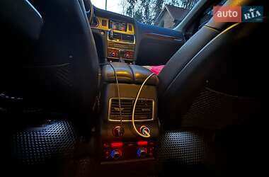 Внедорожник / Кроссовер Audi Q7 2014 в 