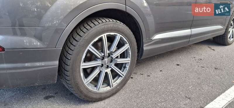 Позашляховик / Кросовер Audi Q7 2019 в Вінниці