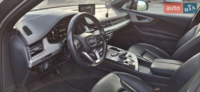 Позашляховик / Кросовер Audi Q7 2019 в Вінниці