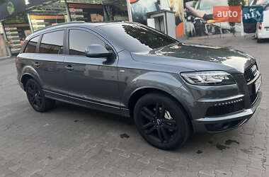 Внедорожник / Кроссовер Audi Q7 2011 в 