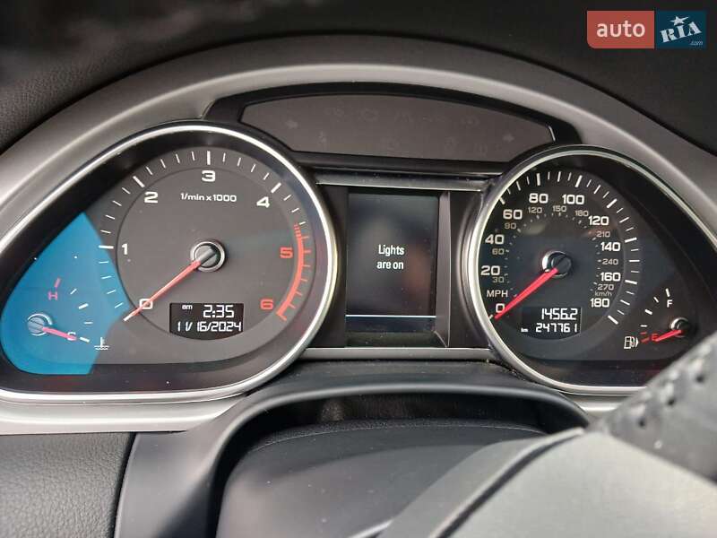 Внедорожник / Кроссовер Audi Q7 2014 в Староконстантинове