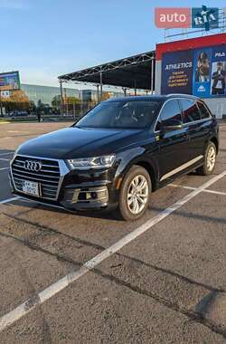 Внедорожник / Кроссовер Audi Q7 2018 в Ровно