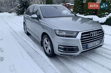 Позашляховик / Кросовер Audi Q7 2016 в Києві