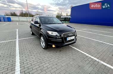 Внедорожник / Кроссовер Audi Q7 2010 в Дубно