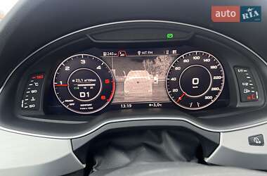 Внедорожник / Кроссовер Audi Q7 2019 в 