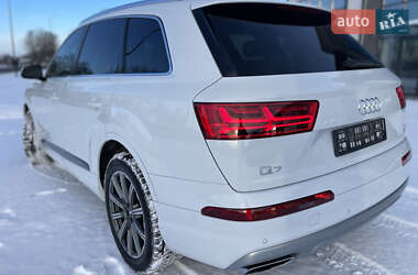 Позашляховик / Кросовер Audi Q7 2017 в Тернополі