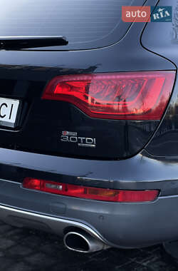 Внедорожник / Кроссовер Audi Q7 2009 в 