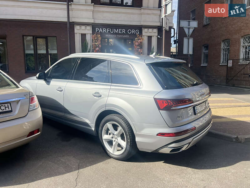 Внедорожник / Кроссовер Audi Q7 2016 в Полтаве фото 18 Внедорожник / Кроссовер Audi Q7 2016 в Полтаве
