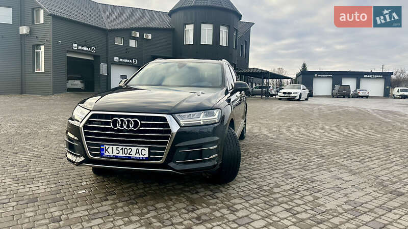 Внедорожник / Кроссовер Audi Q7 2017 в Белой Церкви