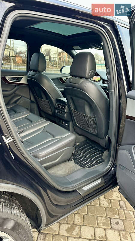 Внедорожник / Кроссовер Audi Q7 2017 в Белой Церкви