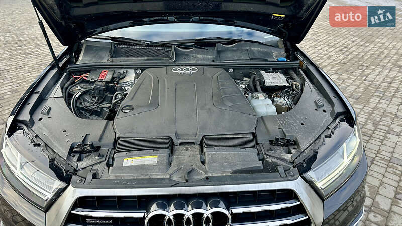 Внедорожник / Кроссовер Audi Q7 2017 в Белой Церкви