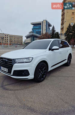 Внедорожник / Кроссовер Audi Q7 2017 в Харькове