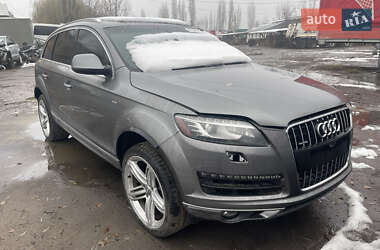 Внедорожник / Кроссовер Audi Q7 2015 в Киеве