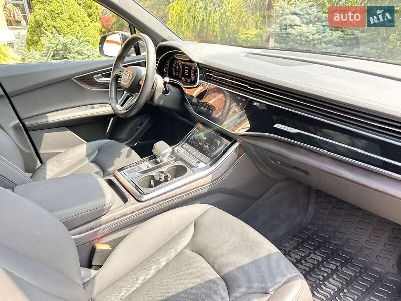 Позашляховик / Кросовер Audi Q7 2022 в Білій Церкві