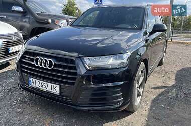 Позашляховик / Кросовер Audi Q7 2016 в Києві