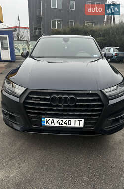 Позашляховик / Кросовер Audi Q7 2017 в Києві