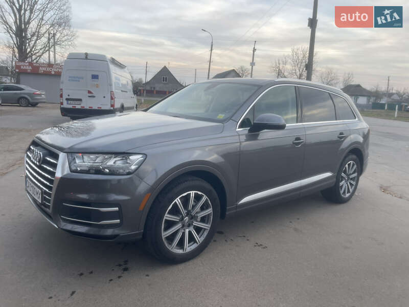 Внедорожник / Кроссовер Audi Q7 2019 в Киеве