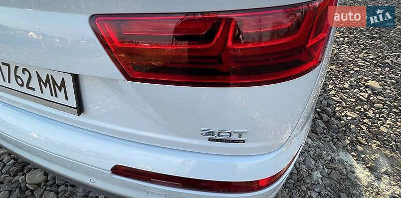 Позашляховик / Кросовер Audi Q7 2016 в Львові