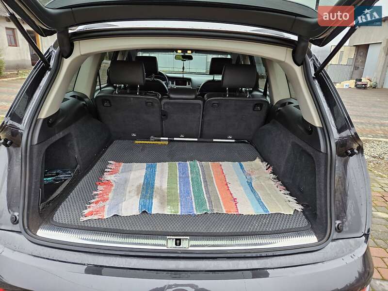 Позашляховик / Кросовер Audi Q7 2013 в Чорткові