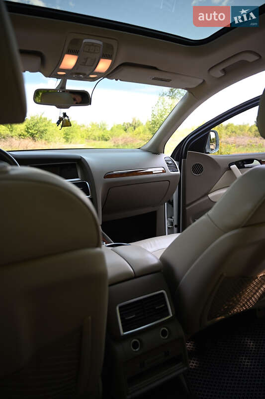 Позашляховик / Кросовер Audi Q7 2015 в Лозовій