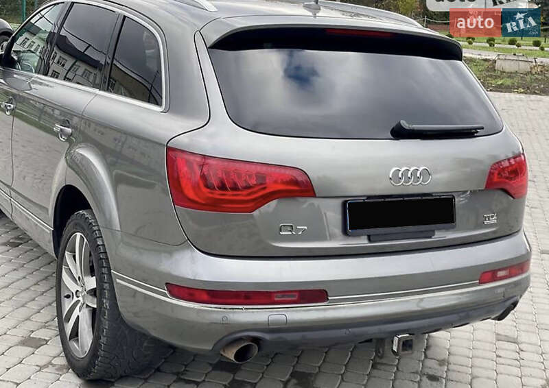 Позашляховик / Кросовер Audi Q7 2011 в Самборі