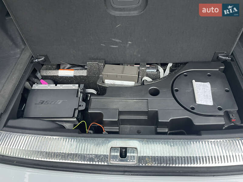 Внедорожник / Кроссовер Audi Q7 2016 в Хмельницком