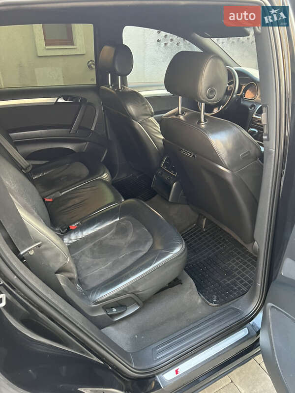 Внедорожник / Кроссовер Audi Q7 2007 в Хусте