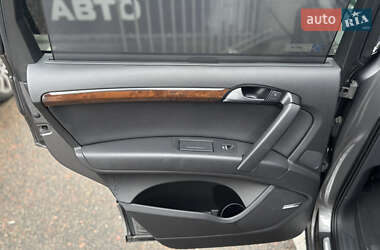 Внедорожник / Кроссовер Audi Q7 2012 в 