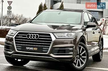 Позашляховик / Кросовер Audi Q7 2016 в Києві