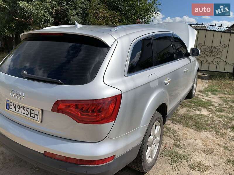Позашляховик / Кросовер Audi Q7 2013 в Тростянці