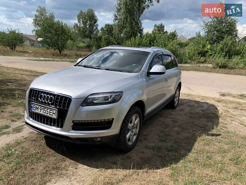 Позашляховик / Кросовер Audi Q7 2013 в Тростянці