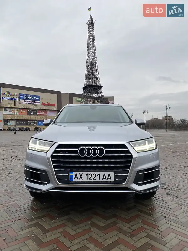 Audi Q7