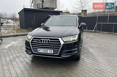 Позашляховик / Кросовер Audi Q7 2016 в Калуші