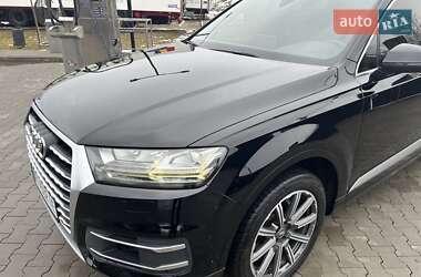 Позашляховик / Кросовер Audi Q7 2016 в Калуші