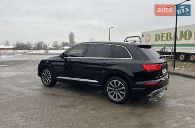 Позашляховик / Кросовер Audi Q7 2016 в Калуші