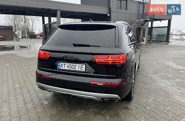 Позашляховик / Кросовер Audi Q7 2016 в Калуші