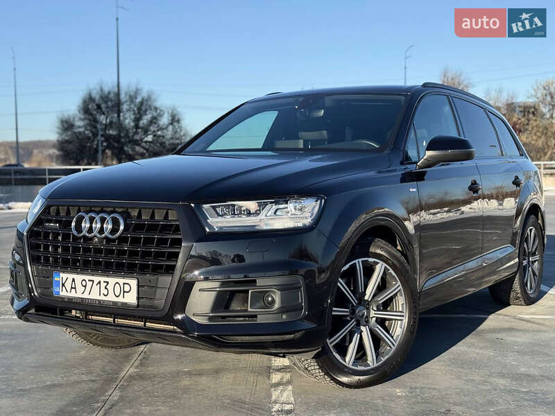 Внедорожник / Кроссовер Audi Q7 2019 в Киеве