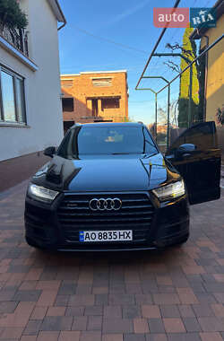 Audi Q7 2017