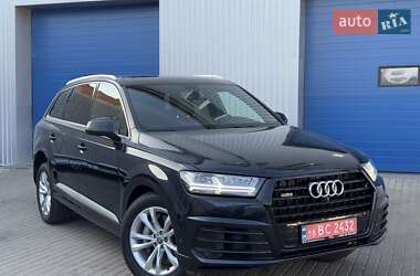 Внедорожник / Кроссовер Audi Q7 2017 в Ровно