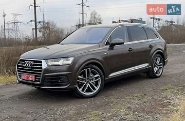 Позашляховик / Кросовер Audi Q7 2017 в Києві