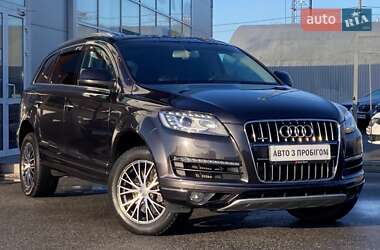 Позашляховик / Кросовер Audi Q7 2011 в Києві