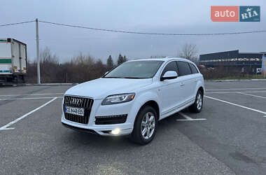 Внедорожник / Кроссовер Audi Q7 2015 в 