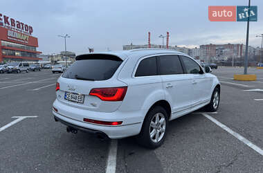 Внедорожник / Кроссовер Audi Q7 2015 в 