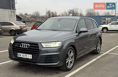 Audi Q7 2016