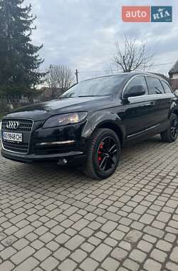 Внедорожник / Кроссовер Audi Q7 2006 в Берегово