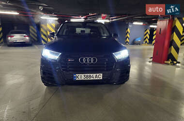 Внедорожник / Кроссовер Audi Q7 2018 в 